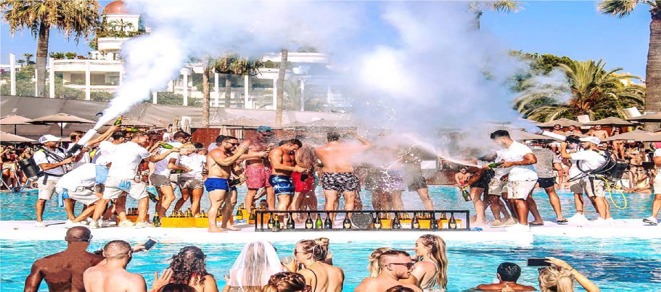 Fiestas en piscinas. Despedidas y cumpleaños en Málaga